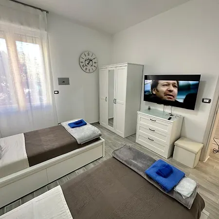 Gemma Whole Apartment Bologna